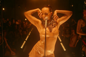 Heat – Tove Lo & SG Lewis / UK / 3'