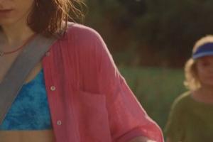 Kā neļķes / DE / 22'