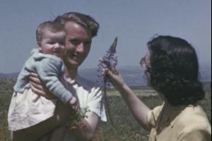 Ziedi klusē, liecinot / UK / 17'